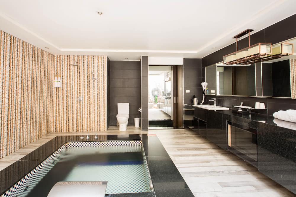 Photo of Bathroom in Yuanlin