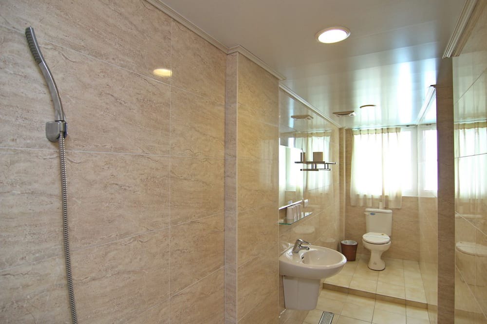 Photo of Bathroom in Liujia District