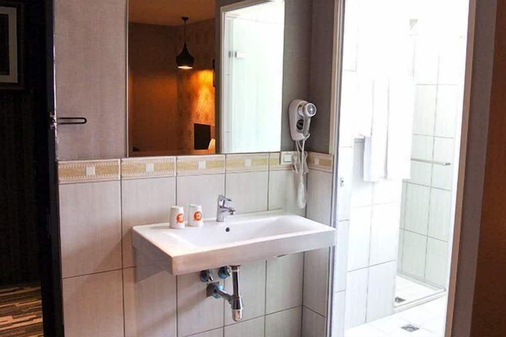 Photo of Bathroom in Xiaogang