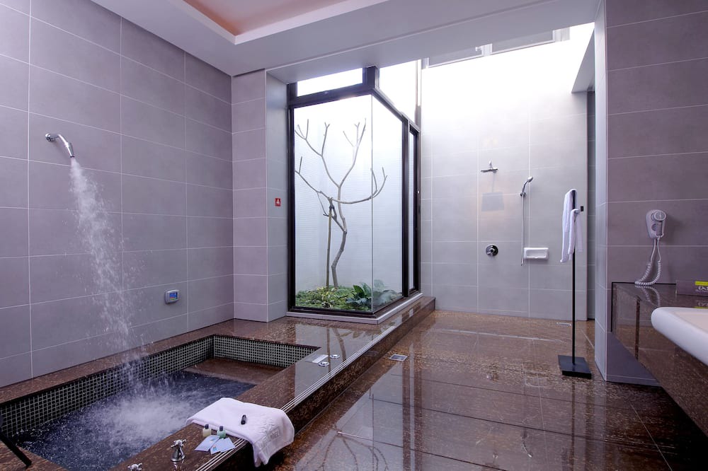 Photo of Bathroom in Caotun
