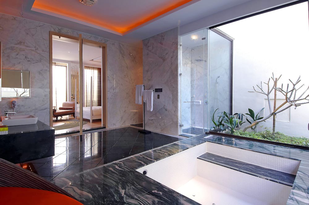 Photo of Bathroom in Caotun