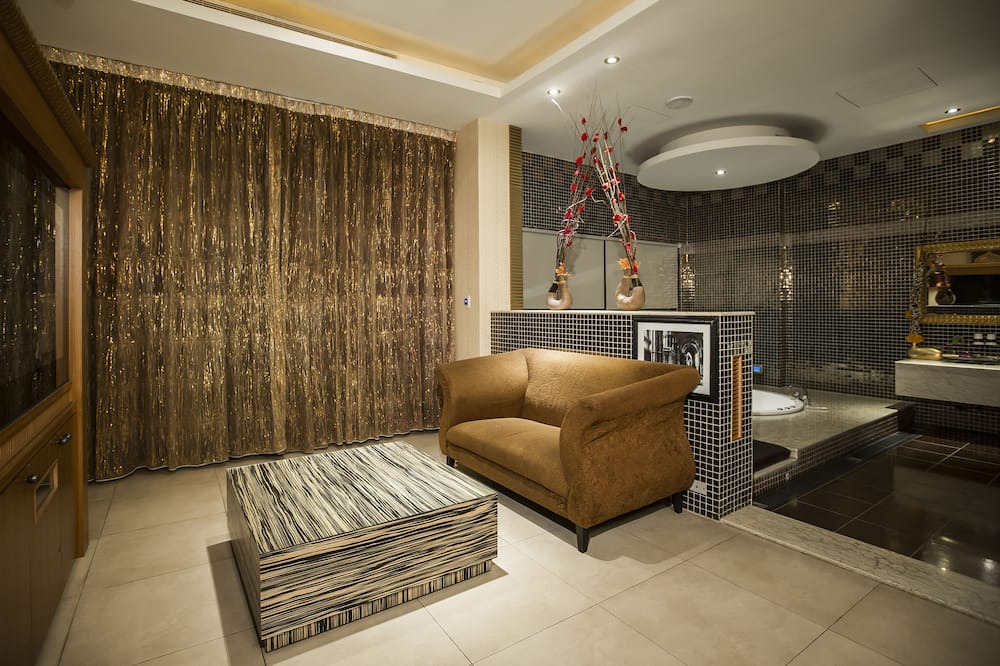Photo of Bedroom in Douliou