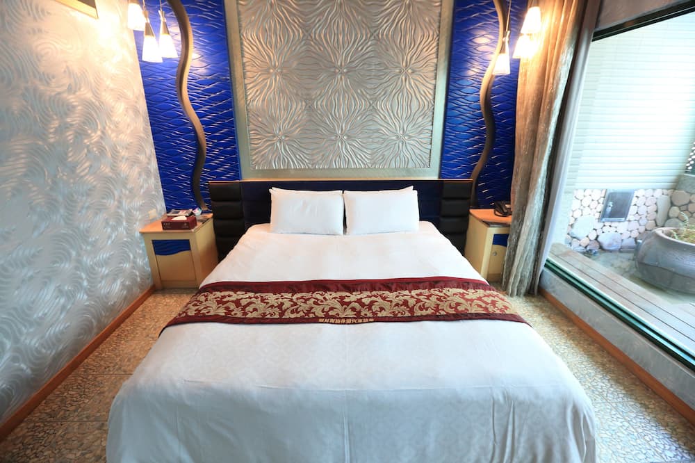 Photo of Bedroom in Douliou