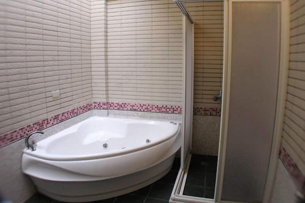 Photo of Bathroom in Zhongpu