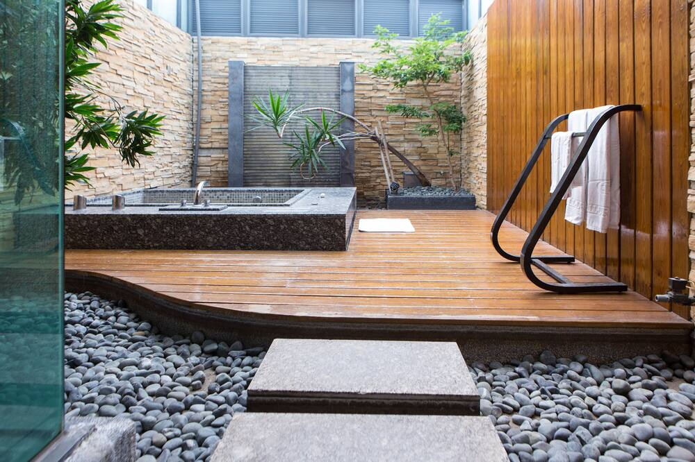 Photo of Patio Balcony in Lingya District