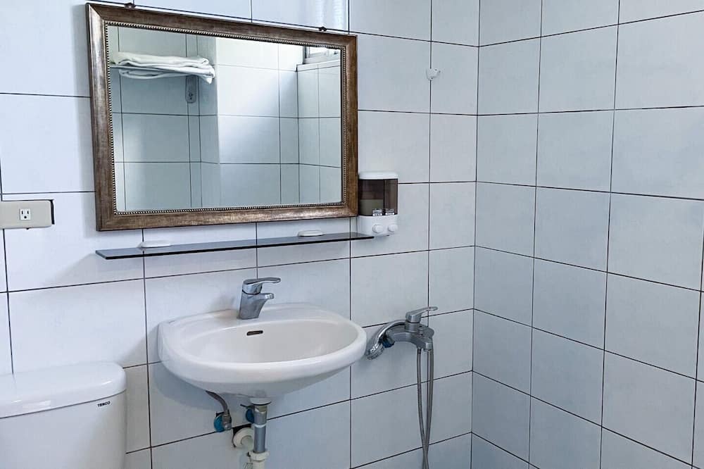 Photo of Bathroom in Xiulin