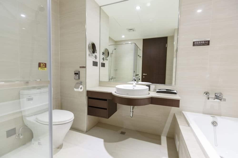 Photo of Bathroom in Fengshan District