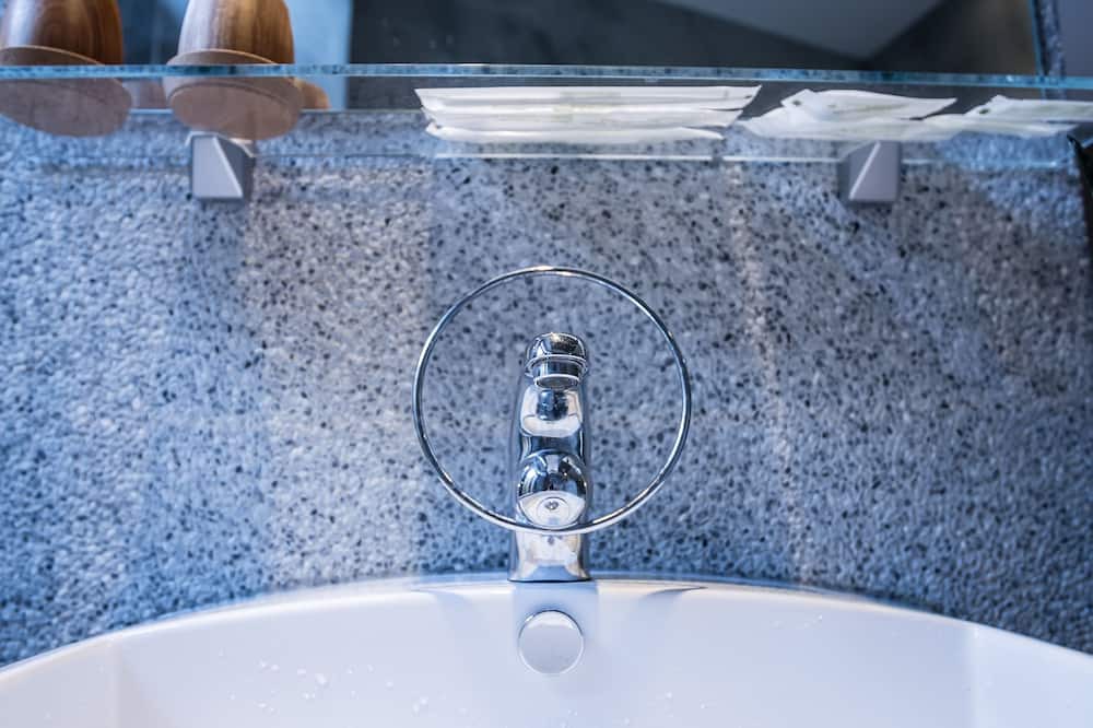 Photo of Bathroom in Yuchi