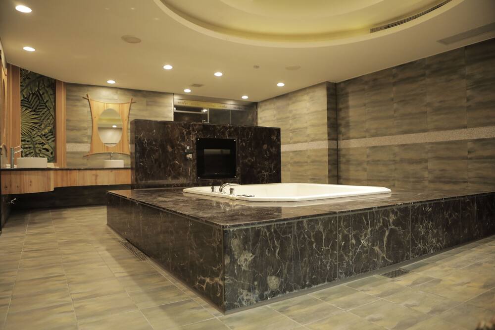 Photo of Bathroom in Xinying