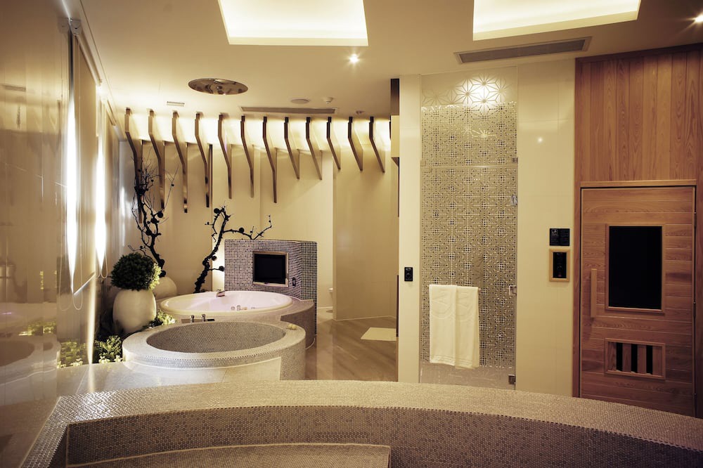 Photo of Bathroom in Pingzhen District