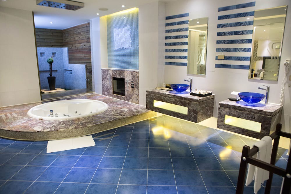Photo of Bathroom in Changhua City Centre