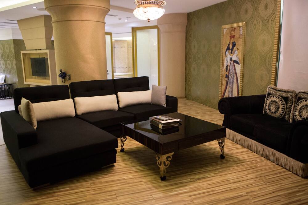 Photo of Livingroom in Changhua City Centre