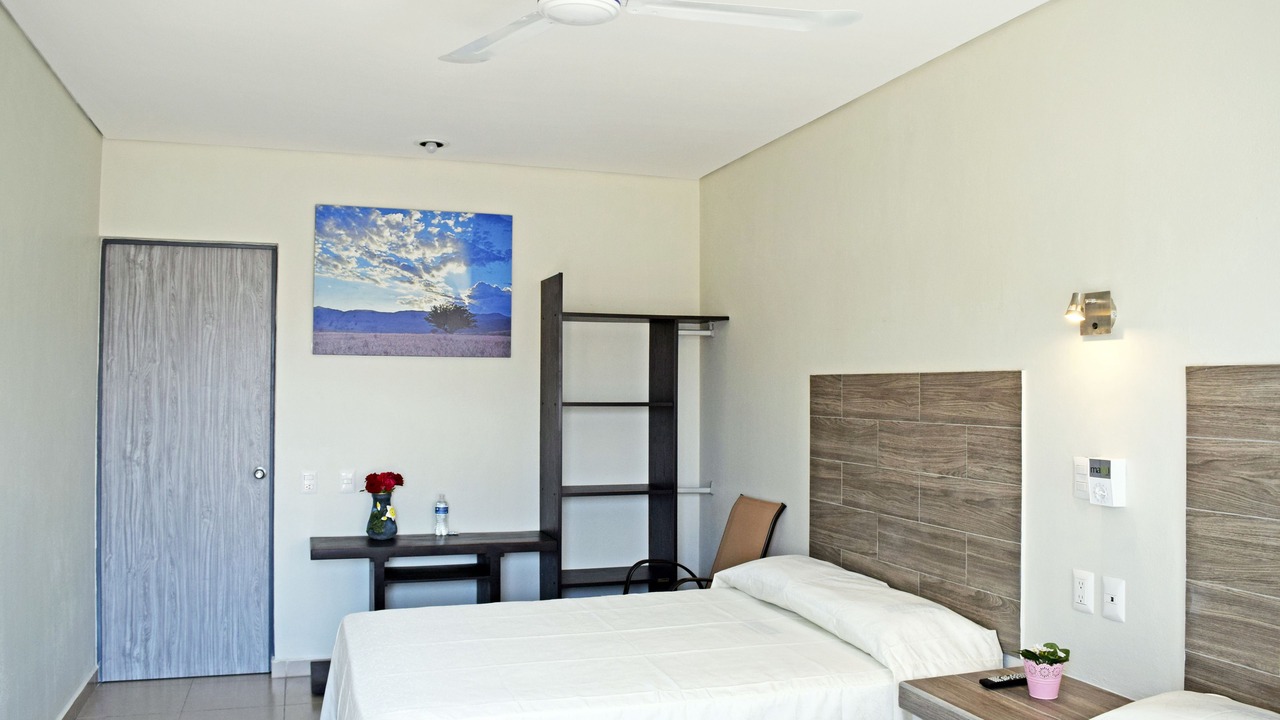 Photo of Bedroom in San Lorenzo Cacaotepec