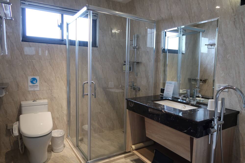 Photo of Bathroom in East District