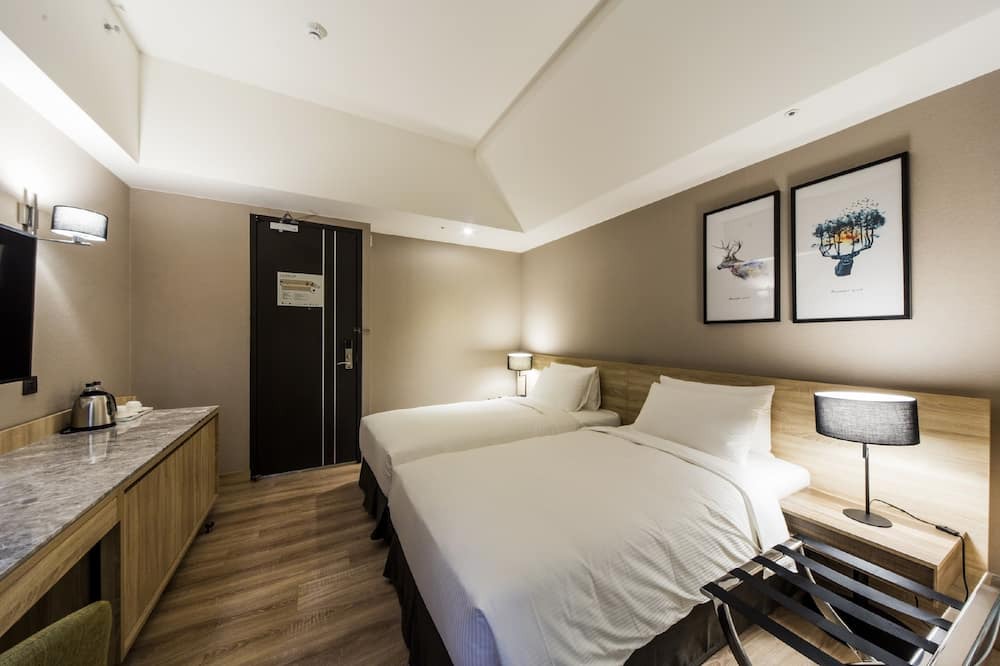 Photo of Bedroom in East District