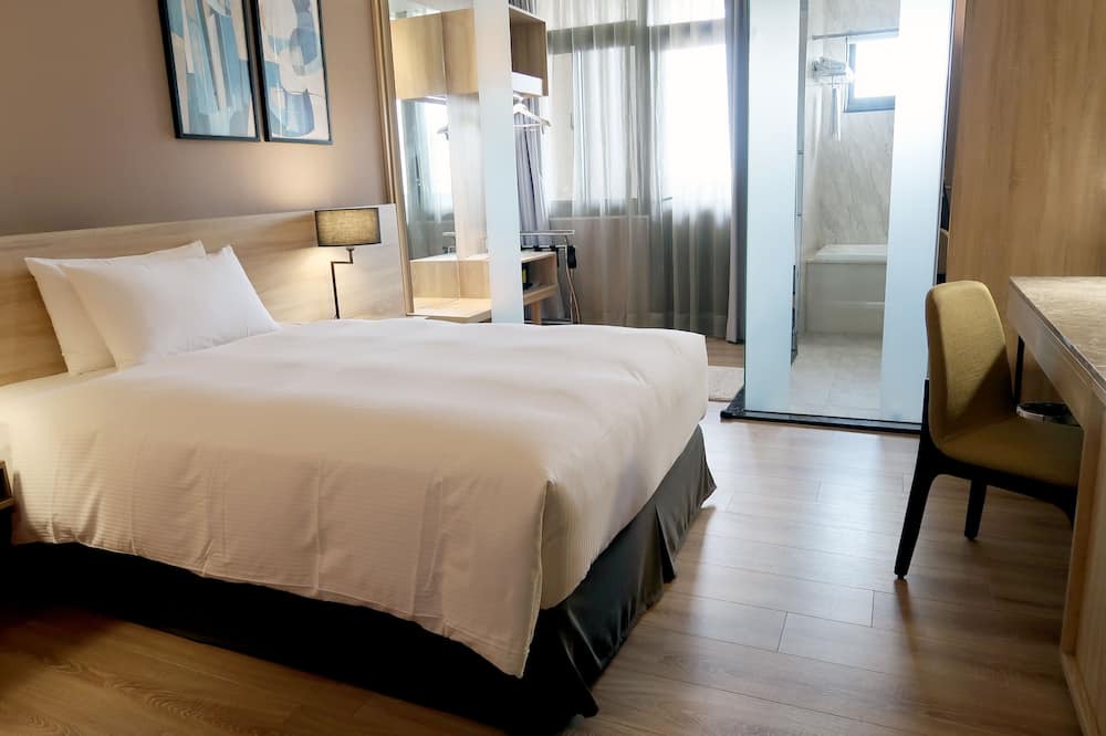 Photo of Bedroom in East District