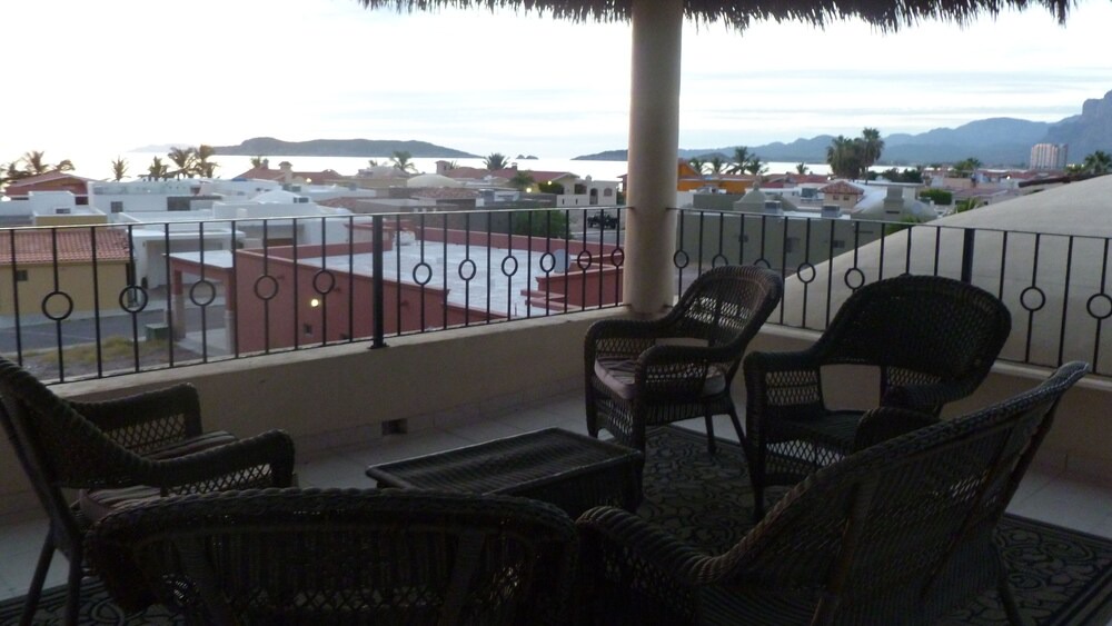 Photo of Patio Balcony in Marina Real