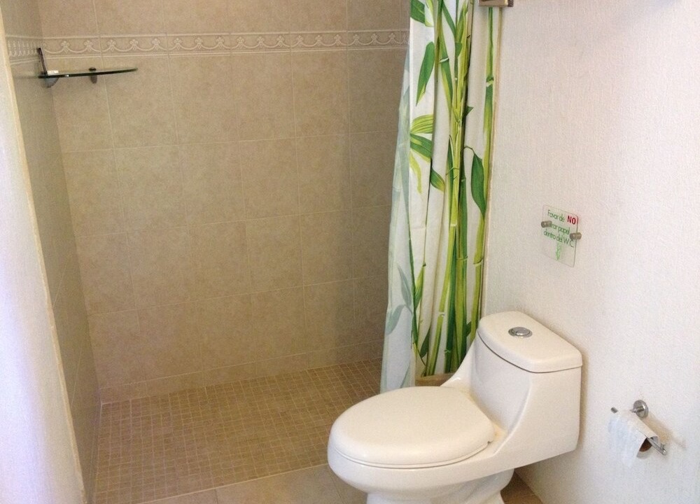 Photo of Bathroom in Calderitas