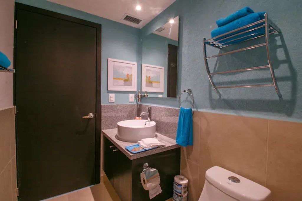 Photo of Bathroom in South Hotel Zone