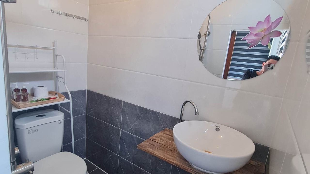Photo of Bathroom in Phuong