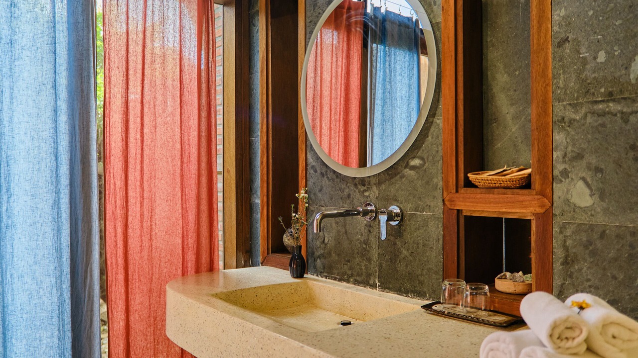 Photo of Bathroom in Cam An