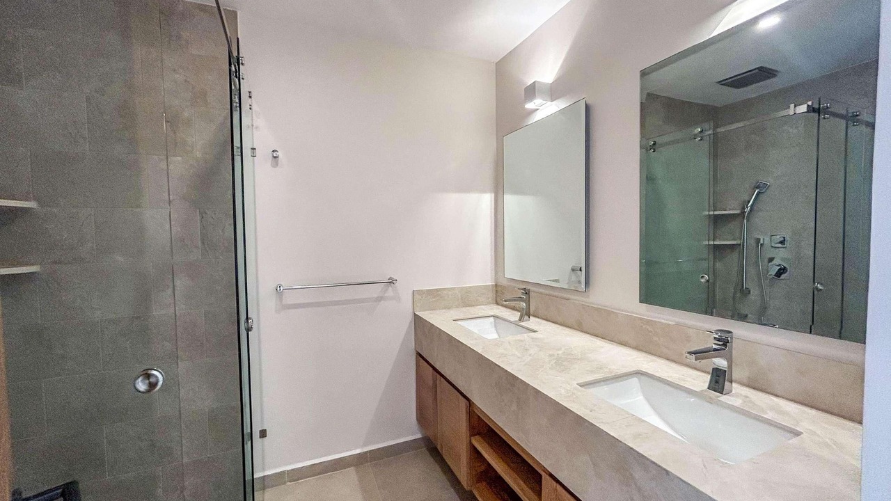 Photo of Bathroom in P Chahue