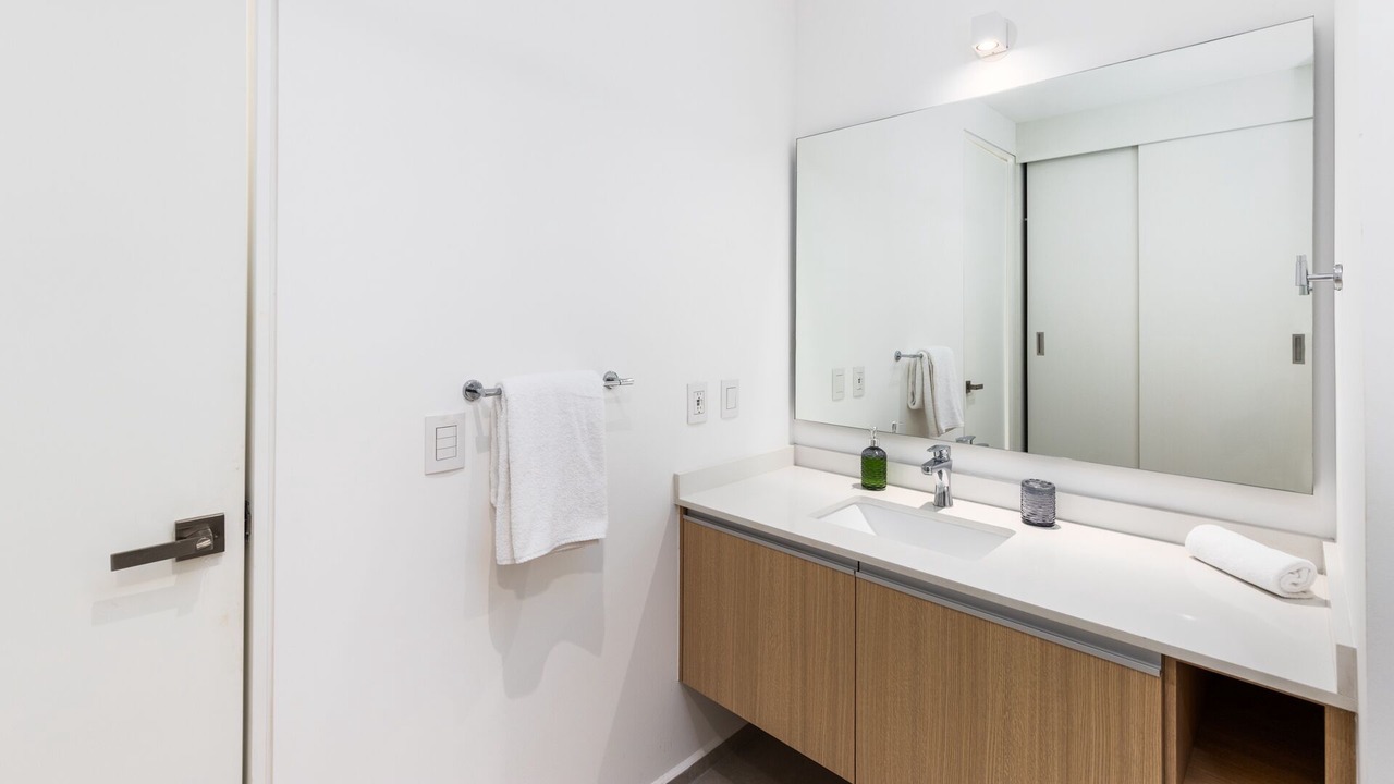 Photo of Bathroom in Flamingos