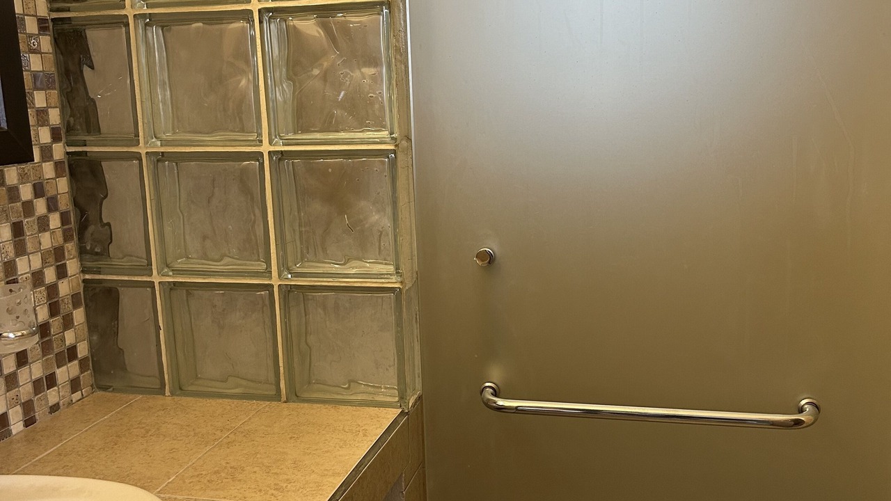 Photo of Bathroom in Reforma