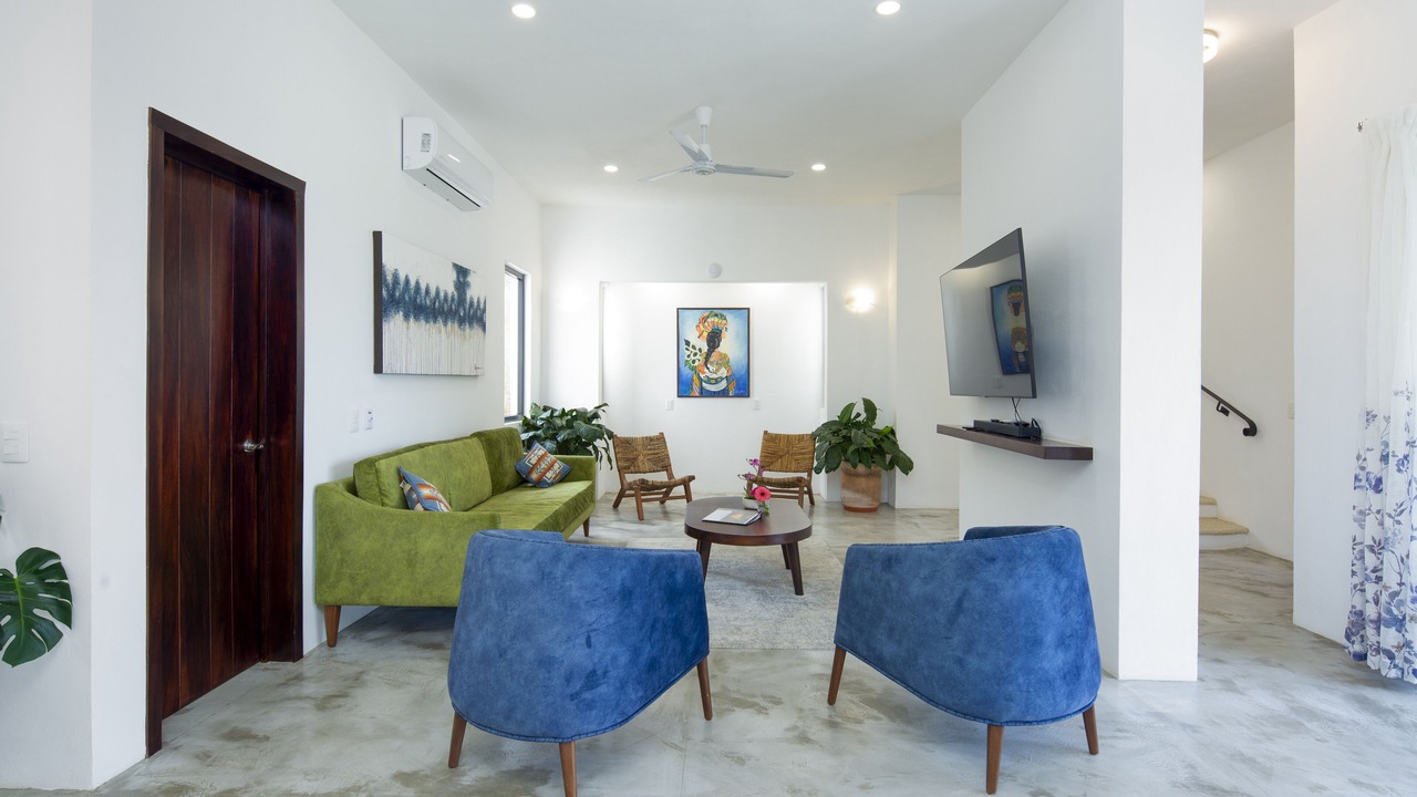 Photo of Livingroom in North End