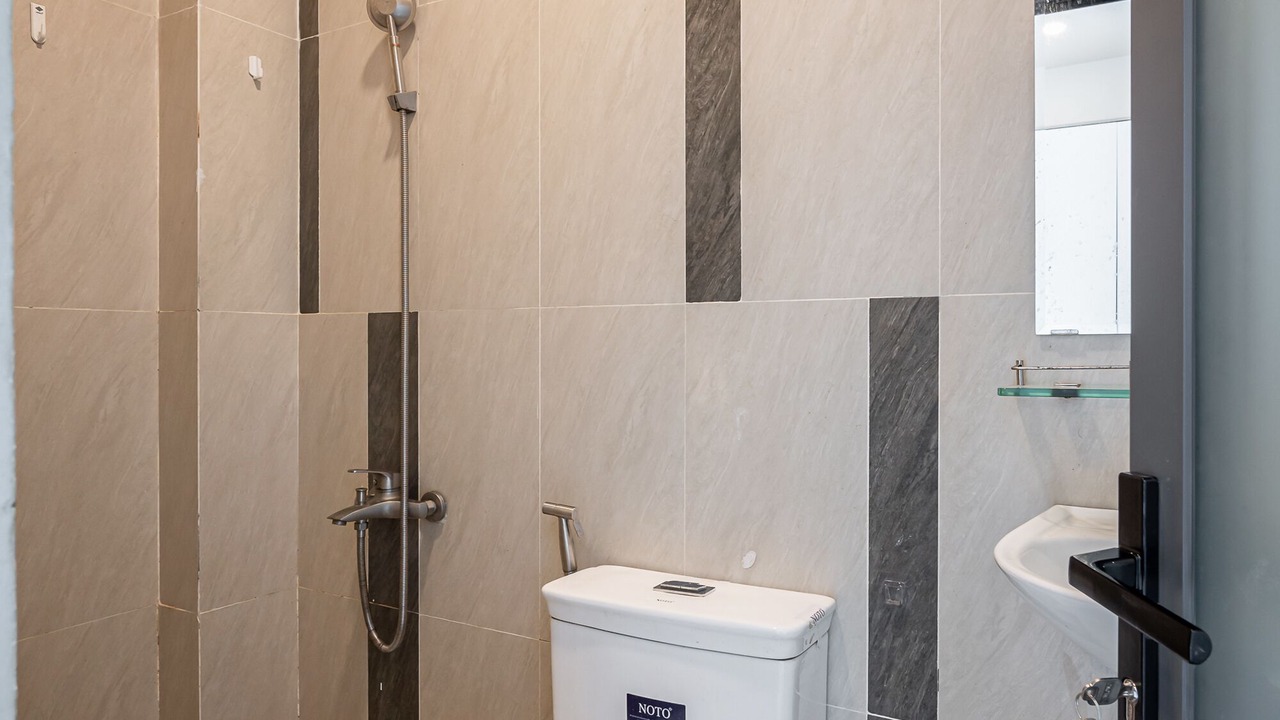 Photo of Bathroom in District 10