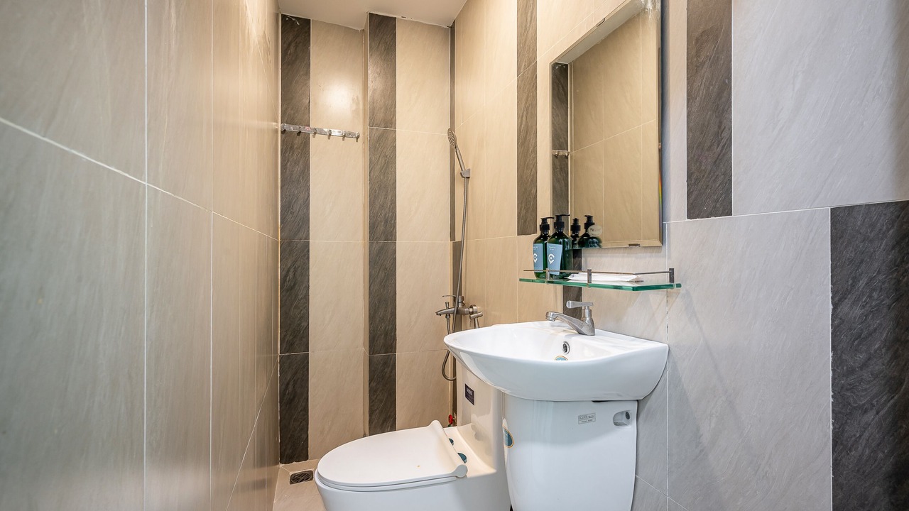Photo of Bathroom in District 10