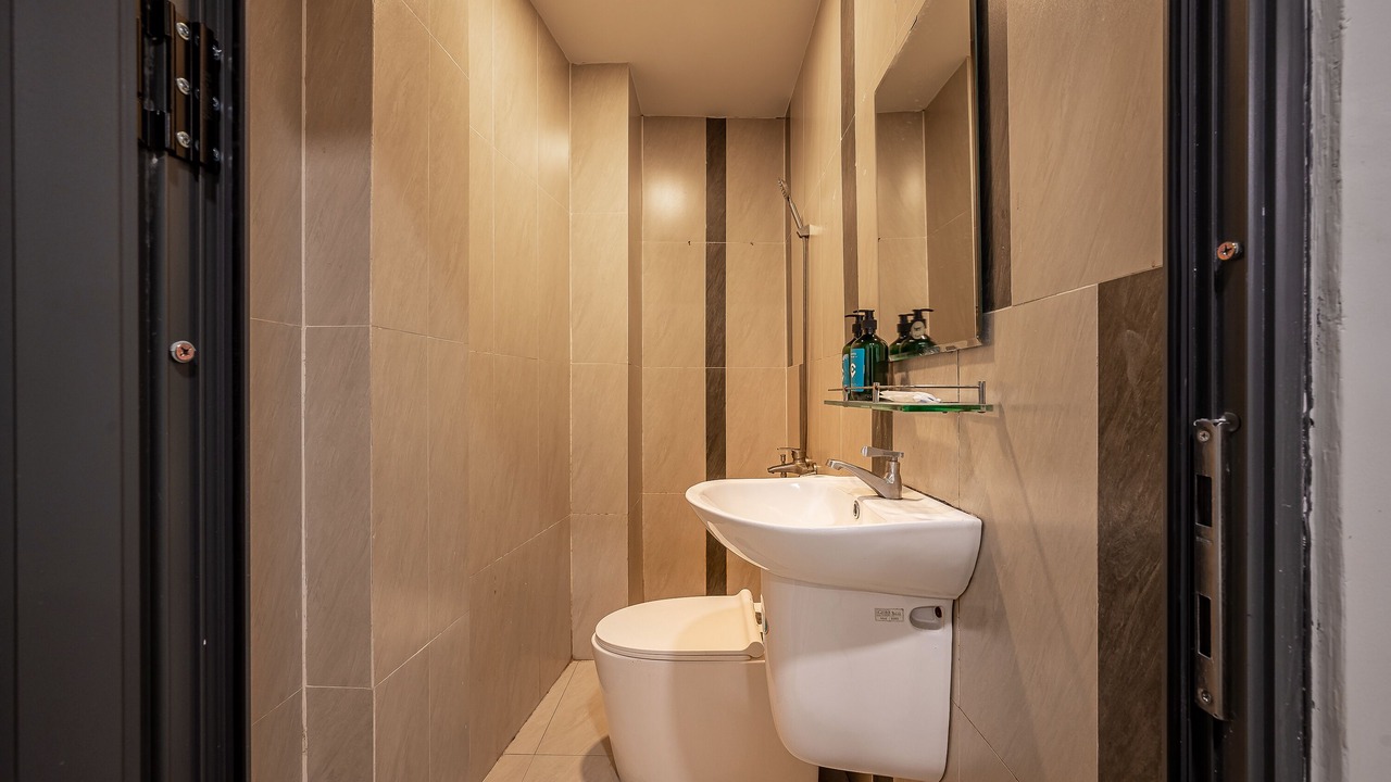 Photo of Bathroom in District 10