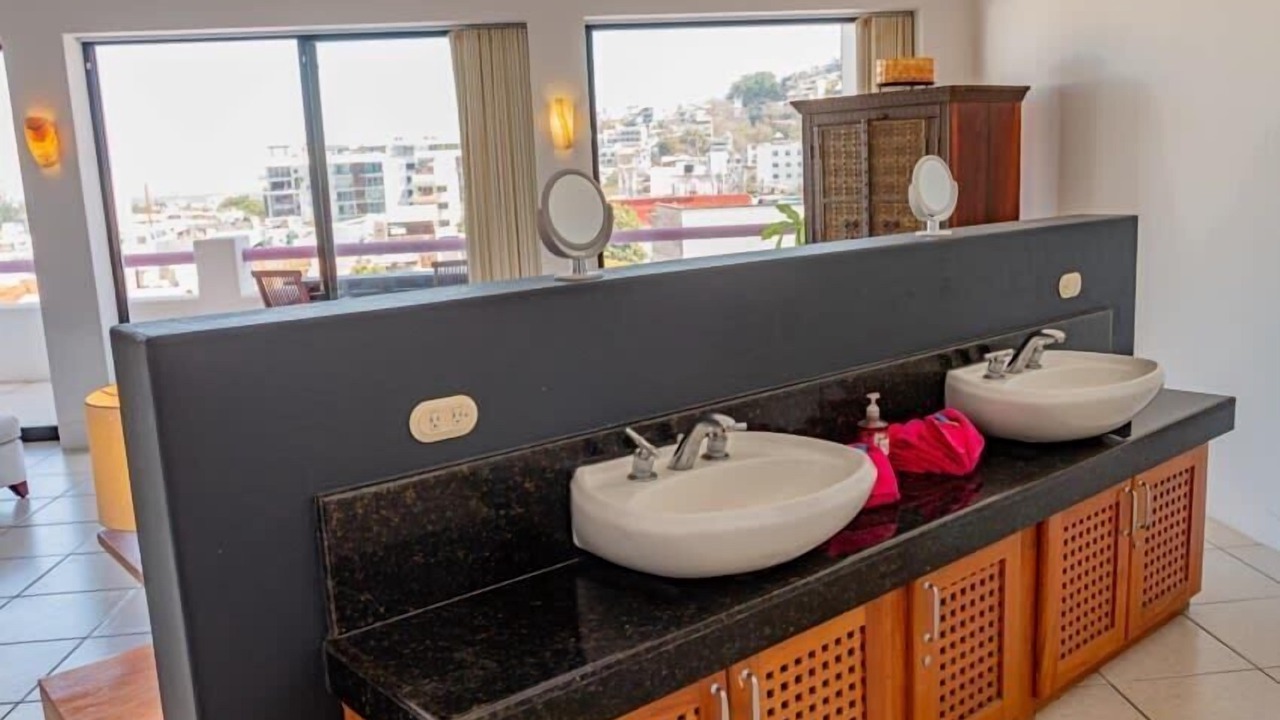 Photo of Bathroom in Alta Vista