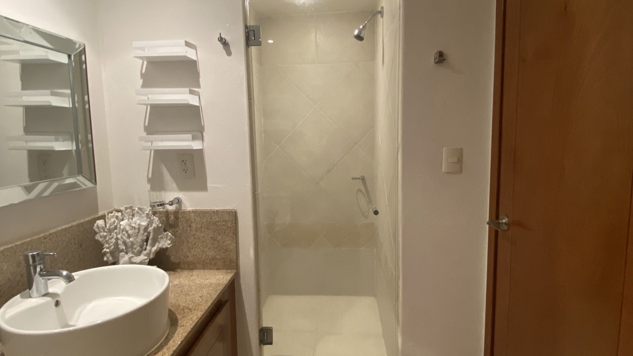 Photo of Bathroom in South Hotel Zone