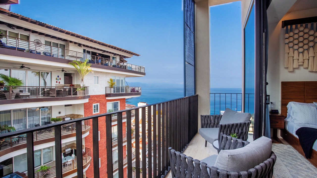 Photo of Patio Balcony in Romantic Zone