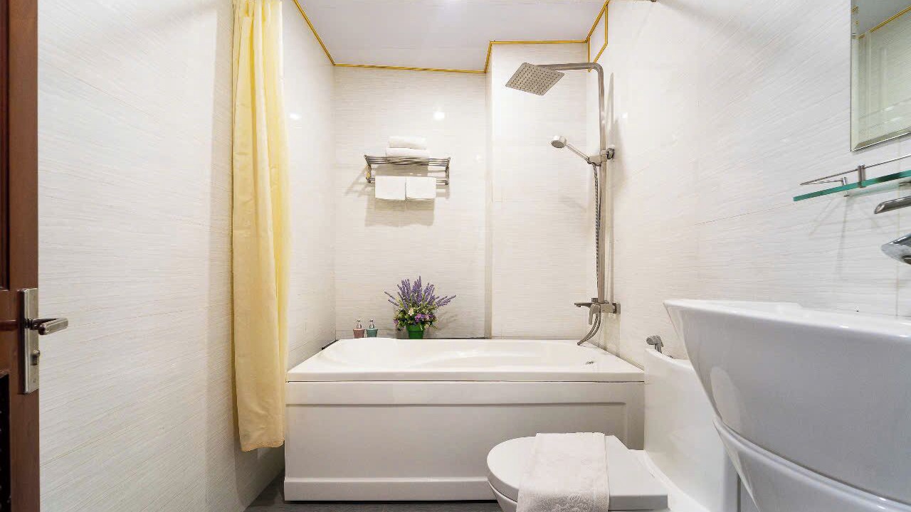 Photo of Bathroom in Nguyen Thai Binh