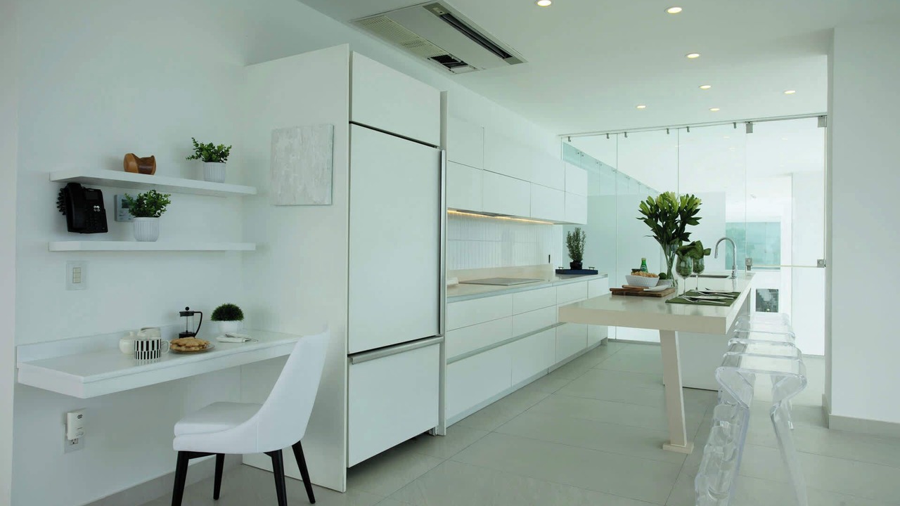 Photo of Kitchen in South Shore Hotel Area