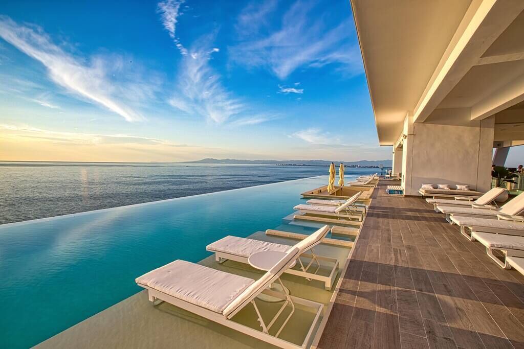 Photo of Outdoor in South Shore Hotel Area