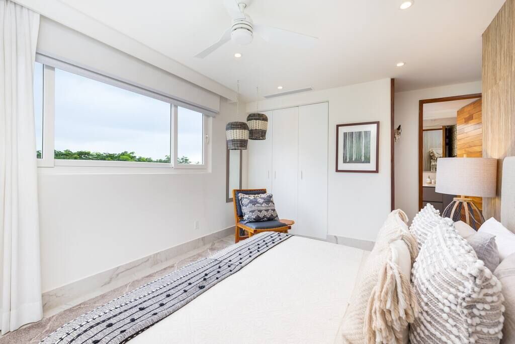 Photo of Bedroom in South Shore Hotel Area