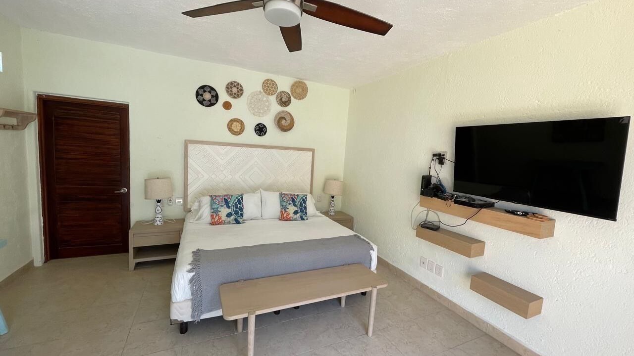 Photo of Bedroom in Zihuatanejo
