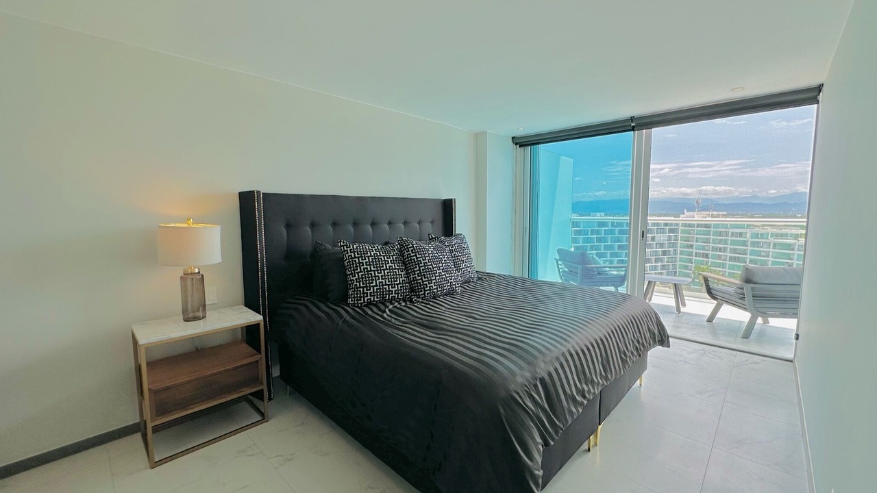 Photo of Bedroom in Flamingos