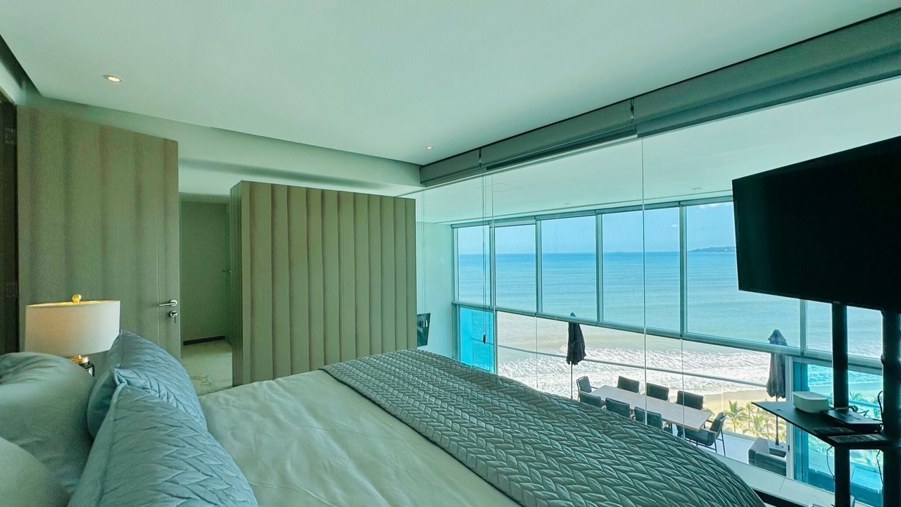 Photo of Bedroom in Flamingos