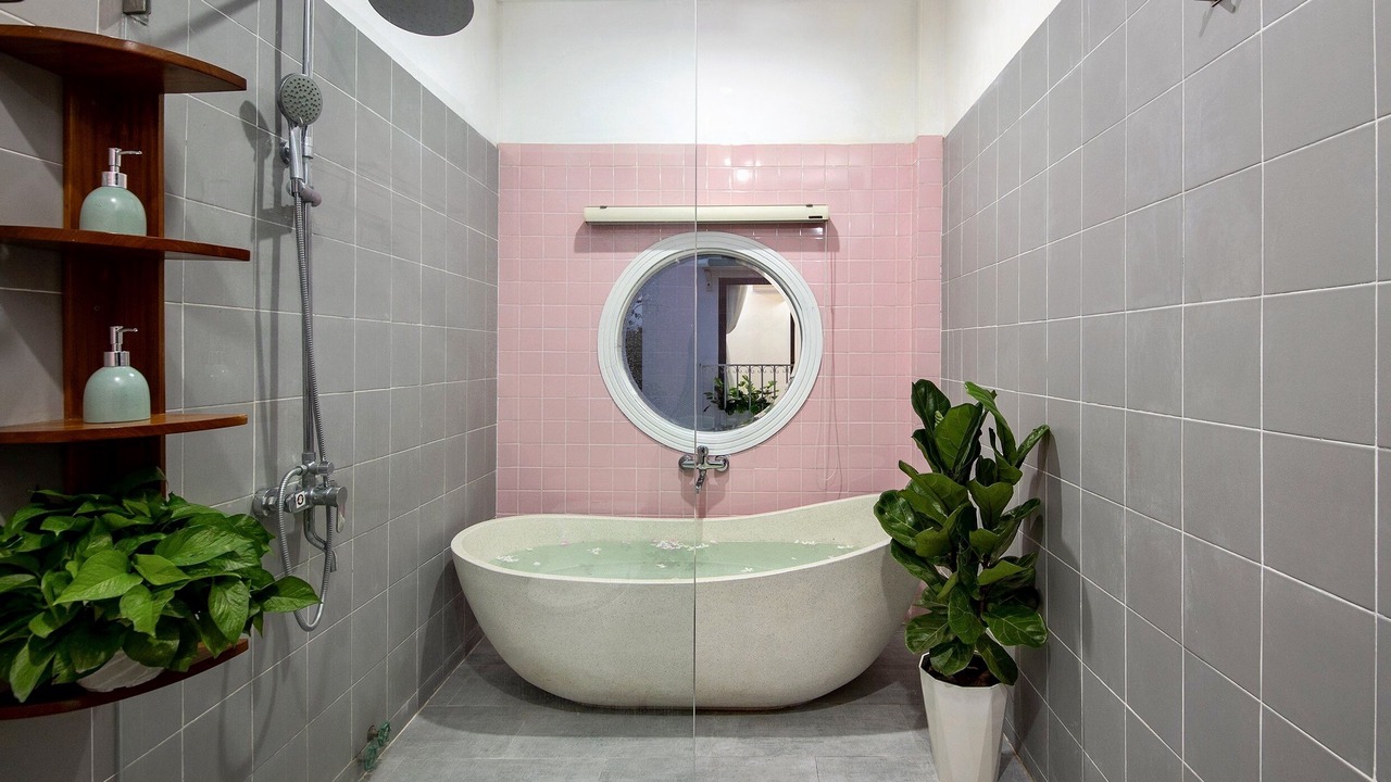 Photo of Bathroom in Hoi An City Centre