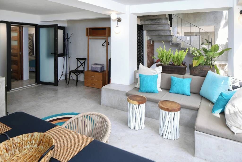 Photo of Livingroom in North End