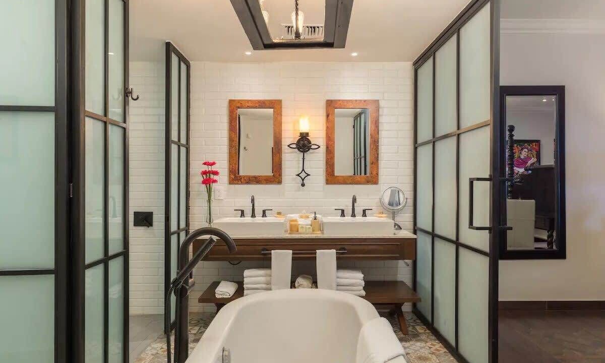 Photo of Bathroom in Cabo San Lucas