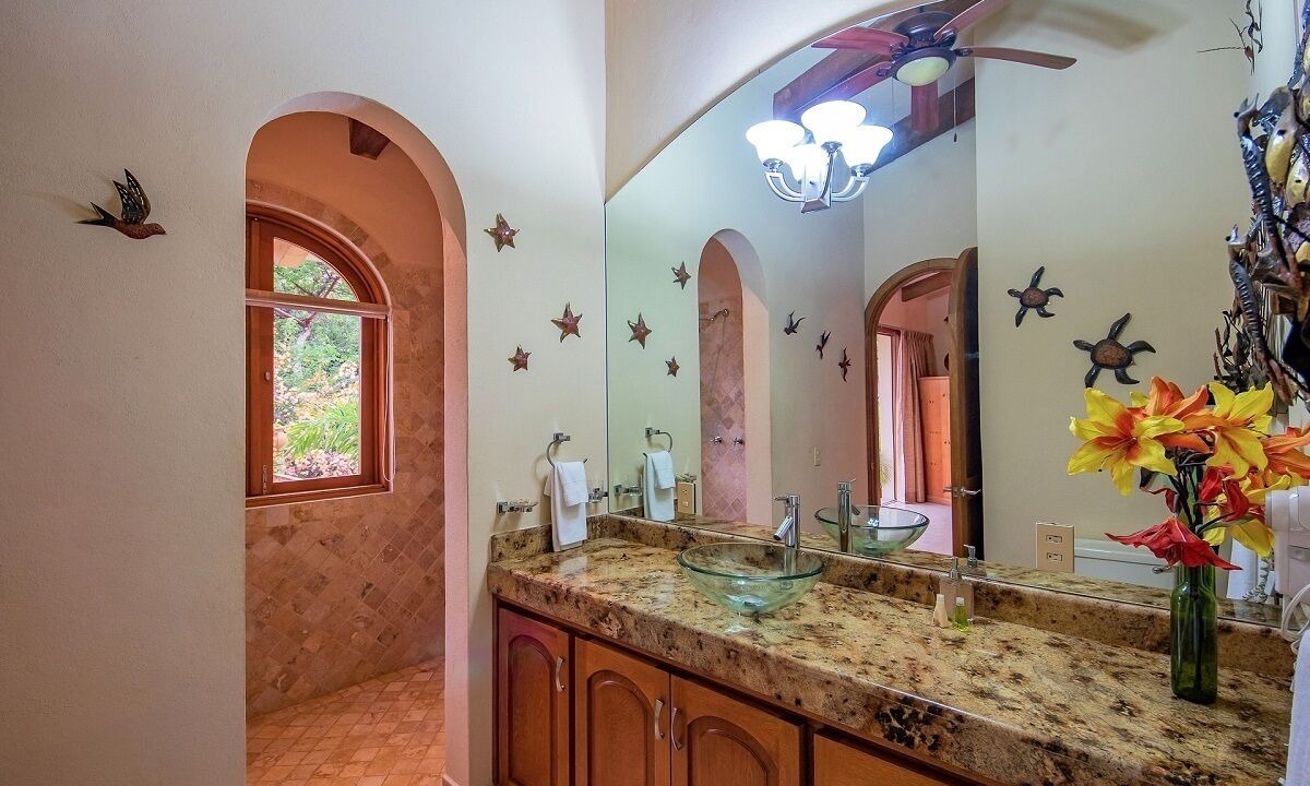 Photo of Bathroom in South Shore Hotel Area
