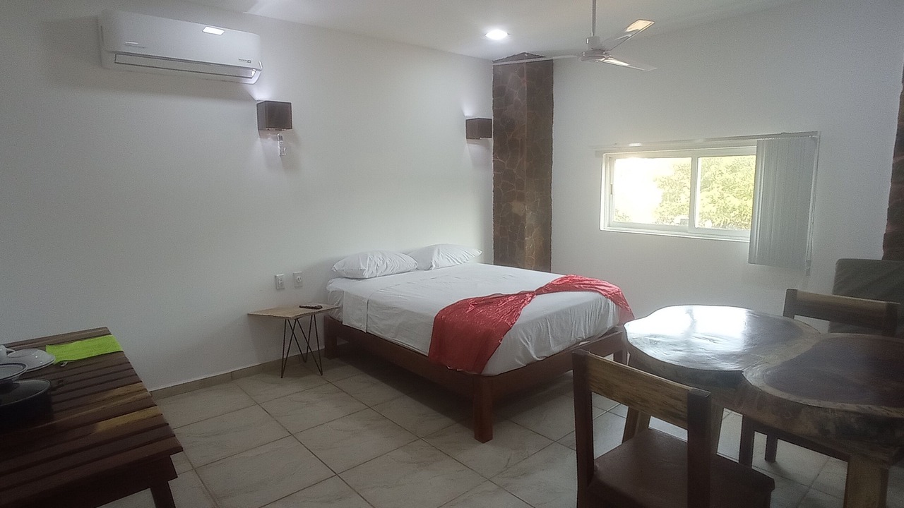 Photo of Bedroom in R