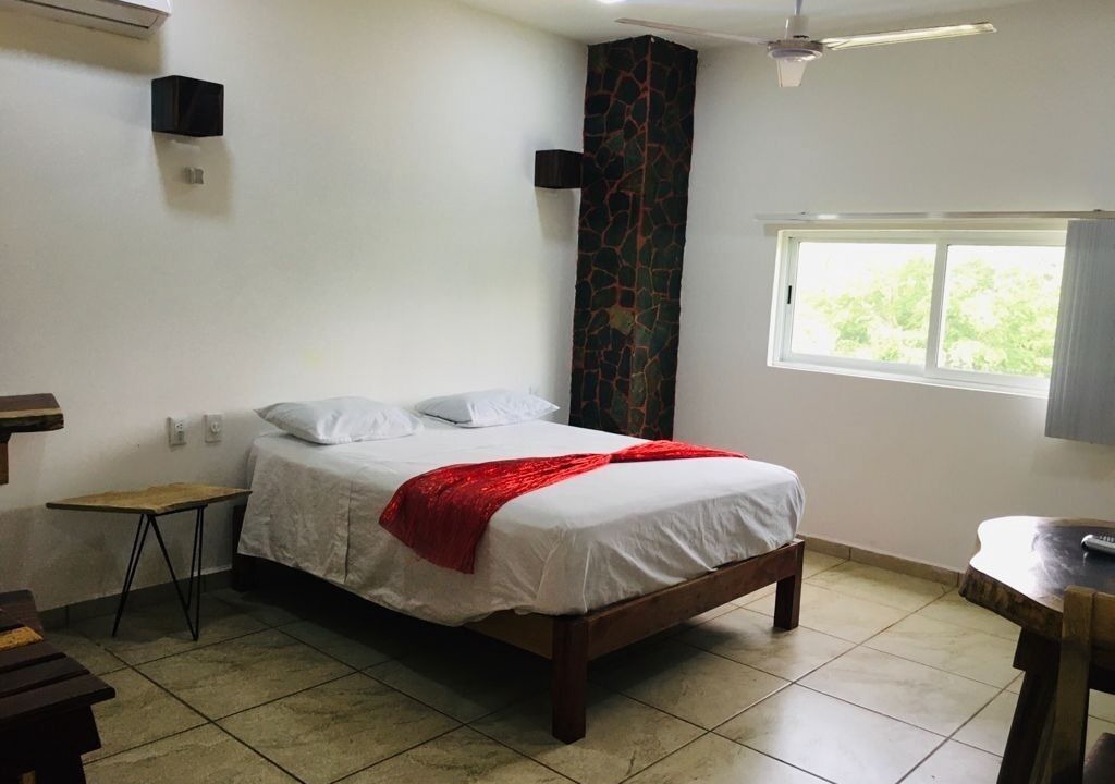 Photo of Bedroom in R