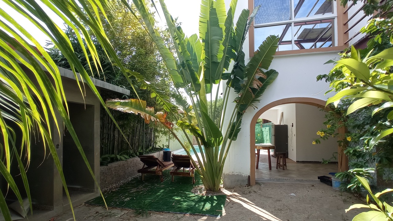 Photo of Patio Balcony in R