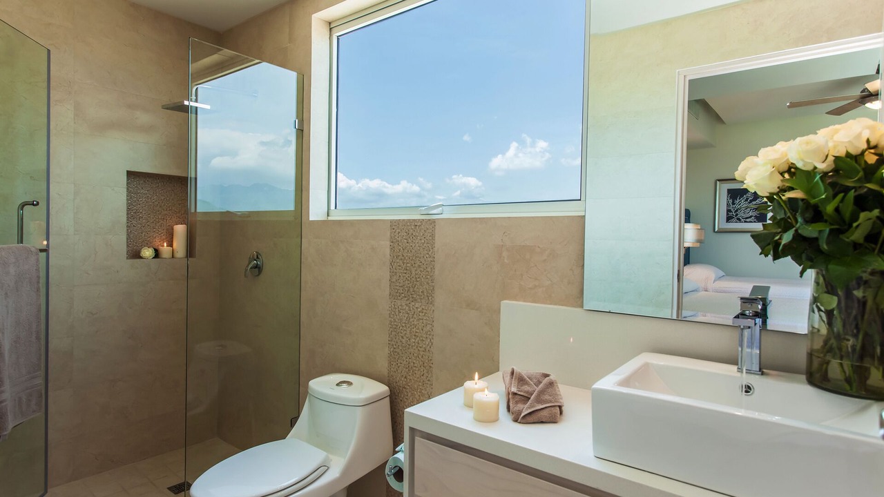 Photo of Bathroom in South Hotel Zone